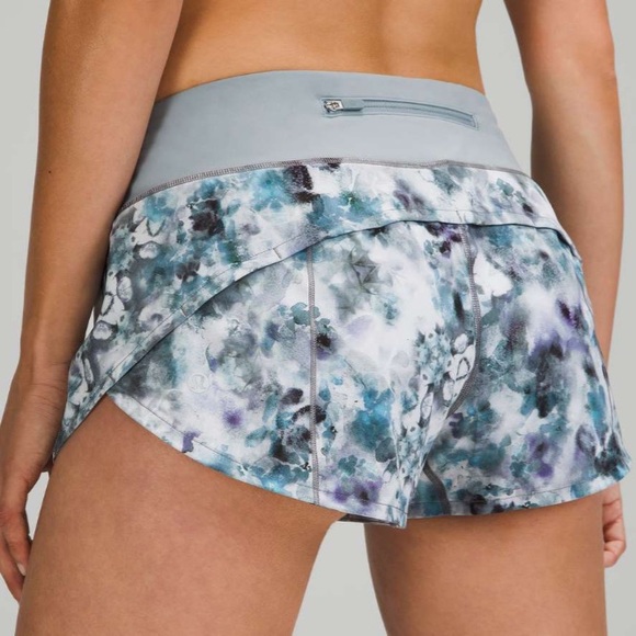 Lululemon Speed Up Short Size 4 with 2.5" inseam Kaleidofloral Multi Blue Cast - Picture 6 of 14